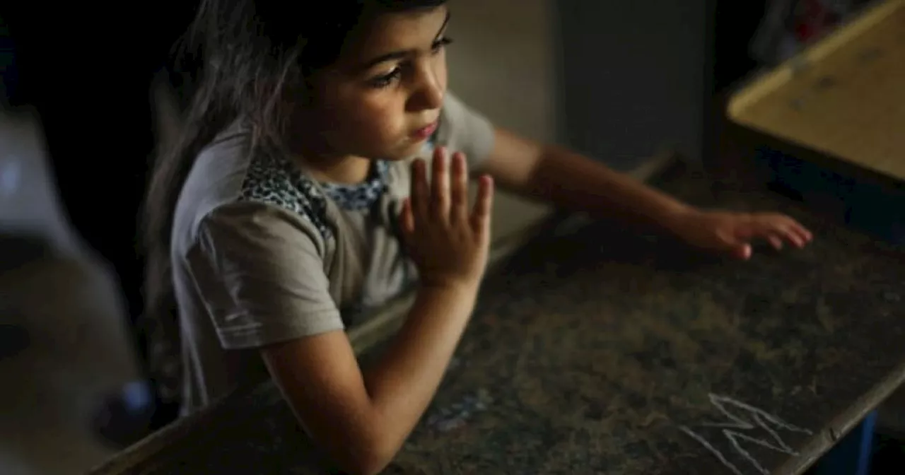 “No tiene perdón”: indignación por psicóloga golpeó por meses a niña en situación de discapacidad