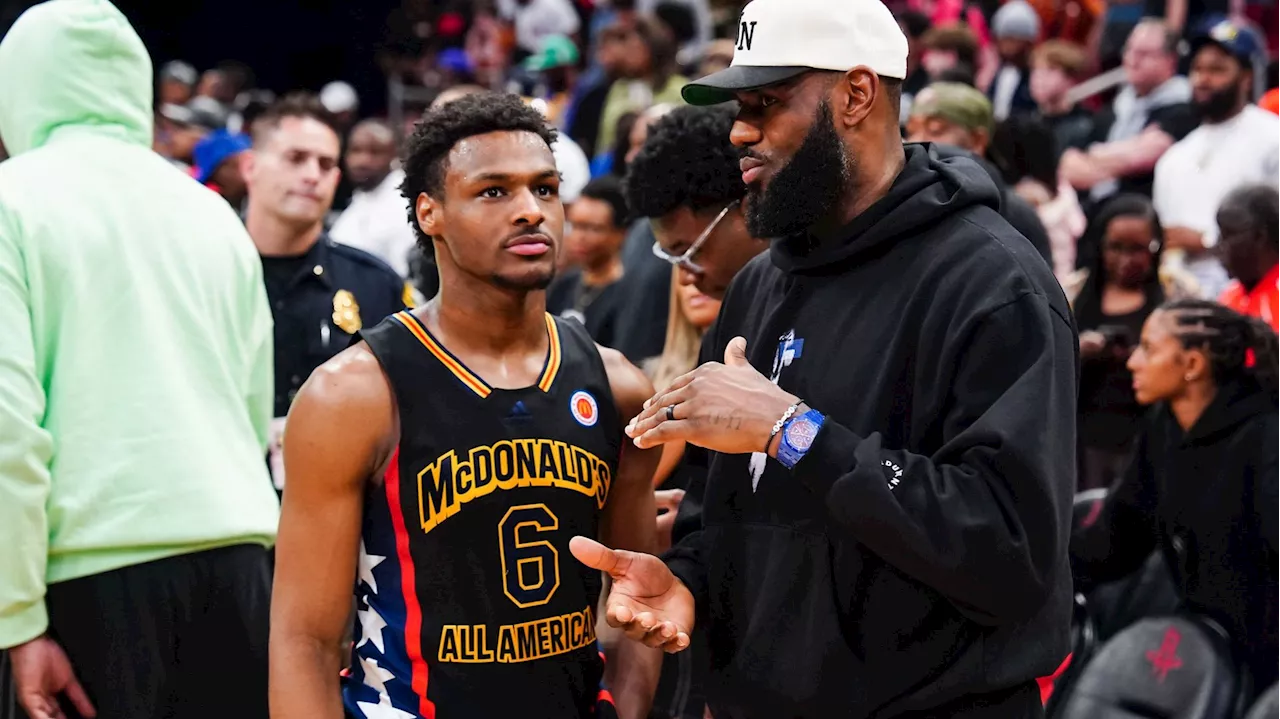 Bronny James rejoint son père LeBron James aux Lakers pour une possible première historique