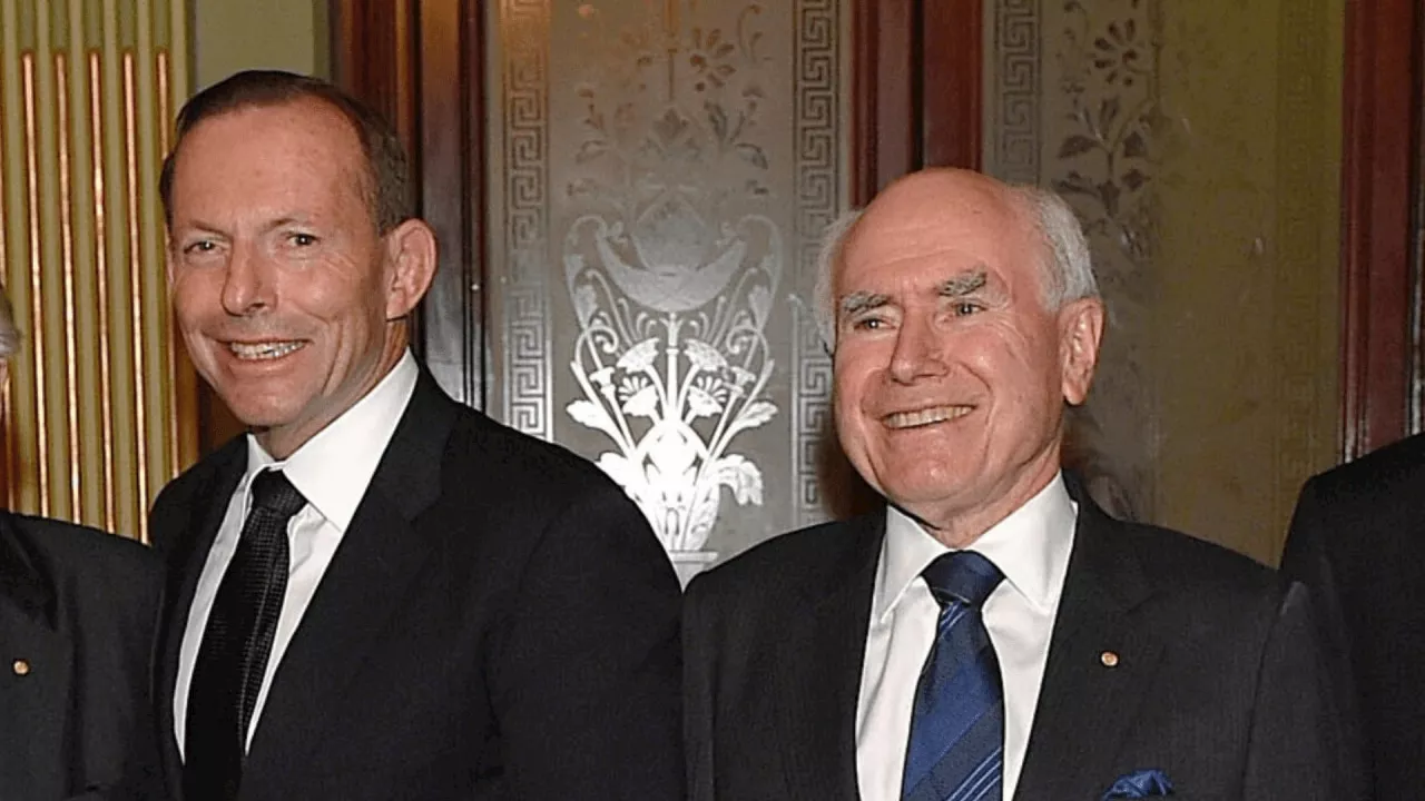 Russia bans 27 high profile Australians including two former PMs