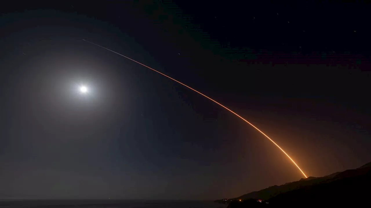 SpaceX to launch 2nd batch of next-gen US spy satellites tonight