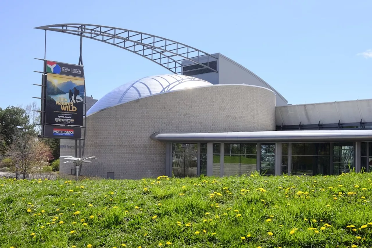 Toronto staff looking into Ontario's legal duties, if any, to operate science centre