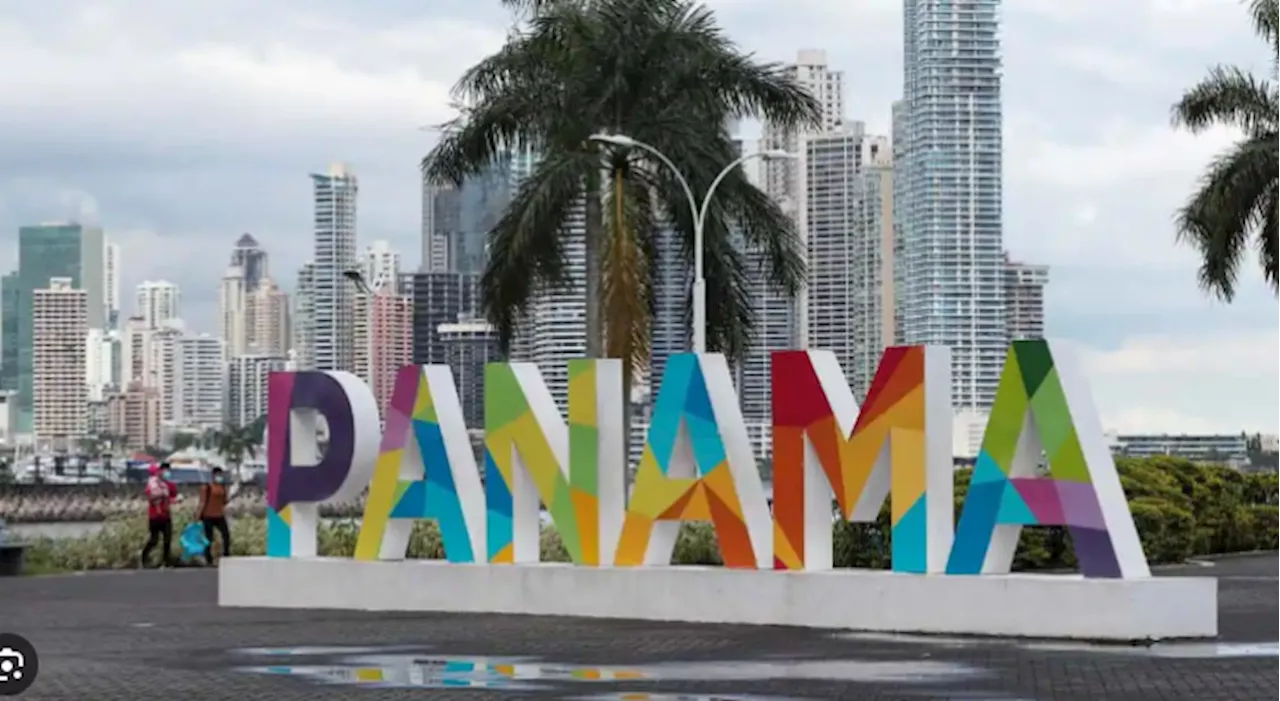 Panamanian court acquits 28 defendants in 'Panama Papers' trial