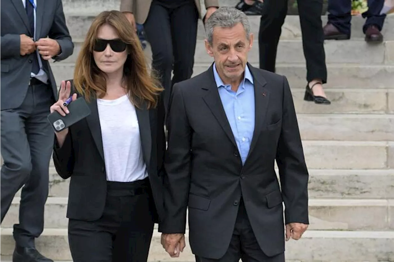 Carla Bruni volta a ser alvo da justiça em processo contra Sarkozy