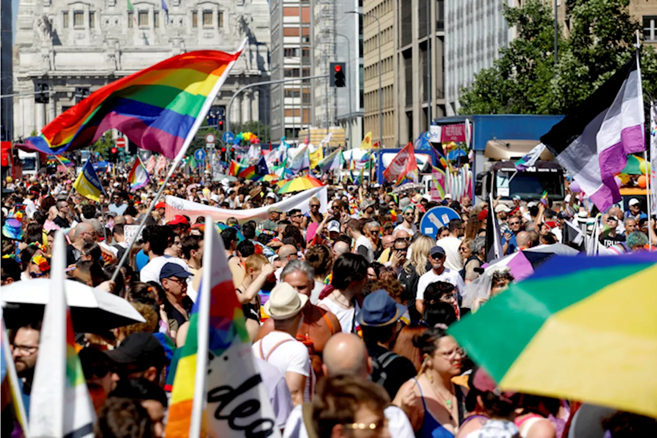 Gay Pride, oggi cortei in 7 città 'contro le leggi dittatura'. Schlein a Milano