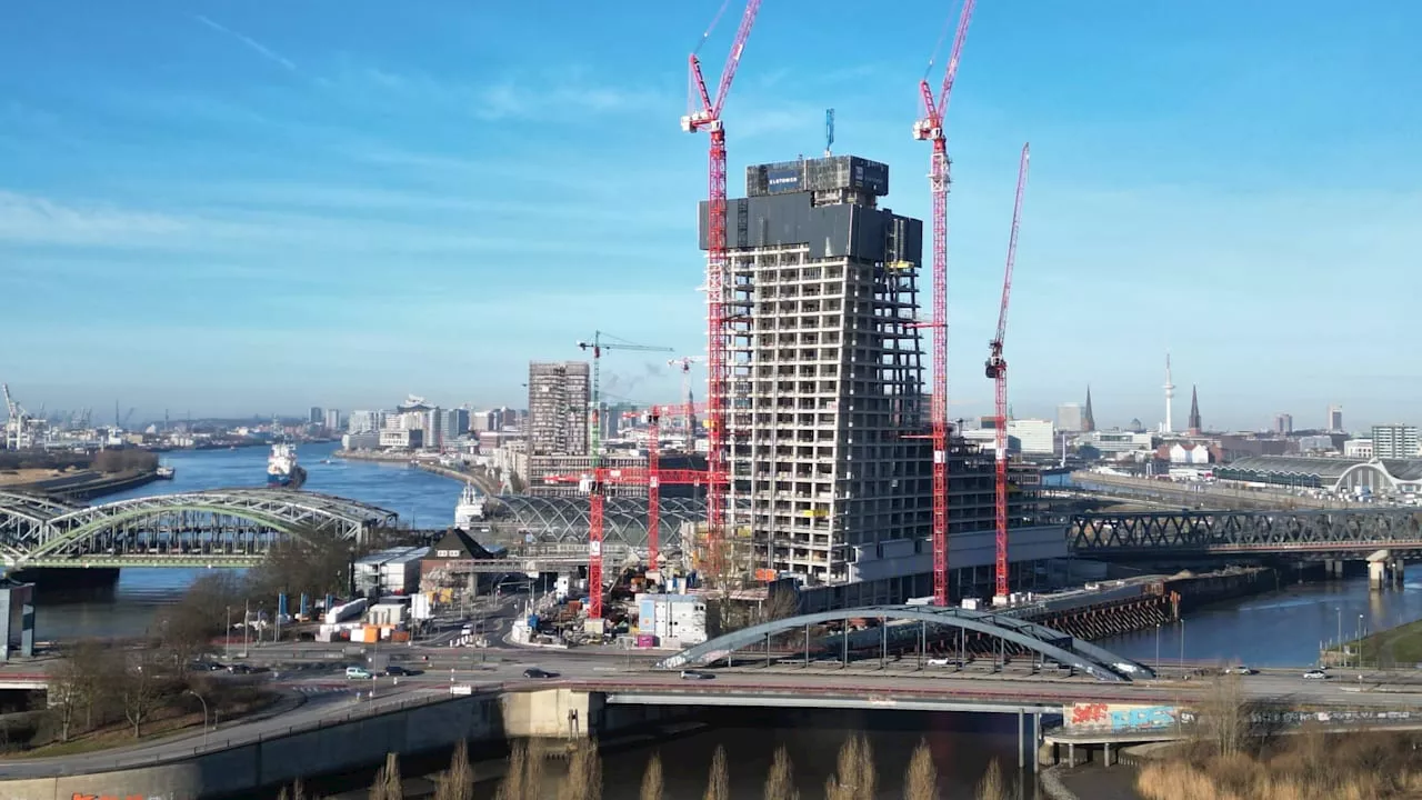 Er ist erst halb so hoch: Stadt besteht beim Elbtower auf 245 Meter