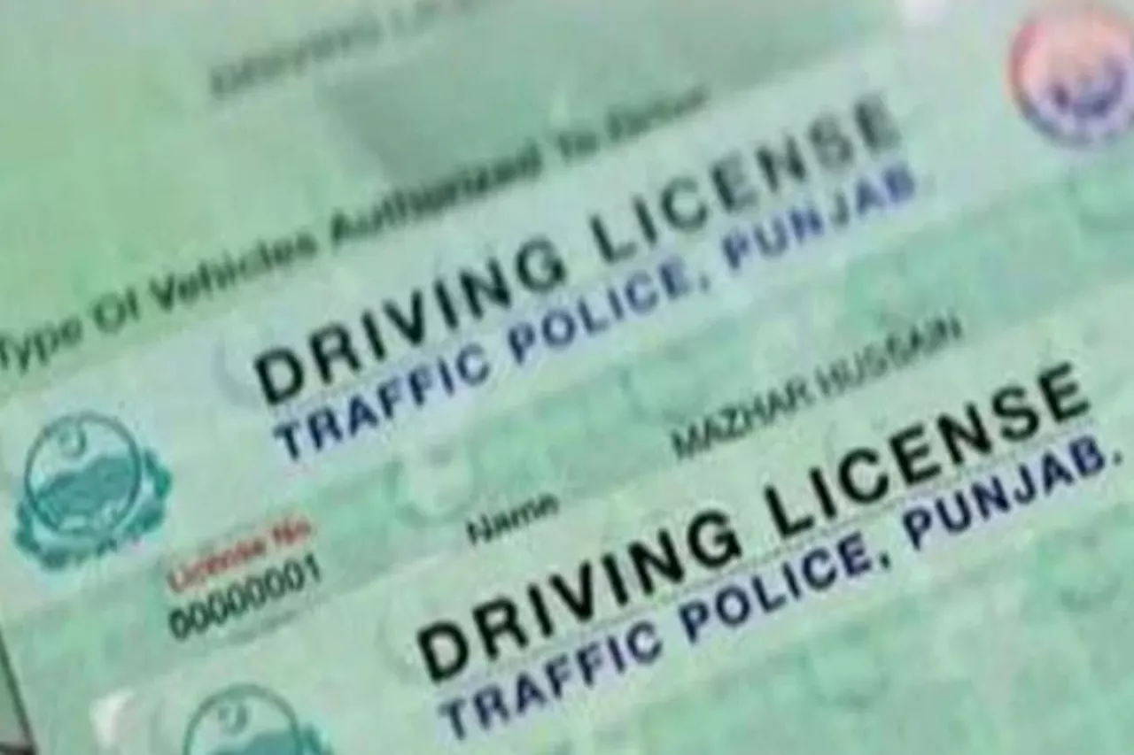 Car, motorcycle driving license latest fee in Karachi from July 2024