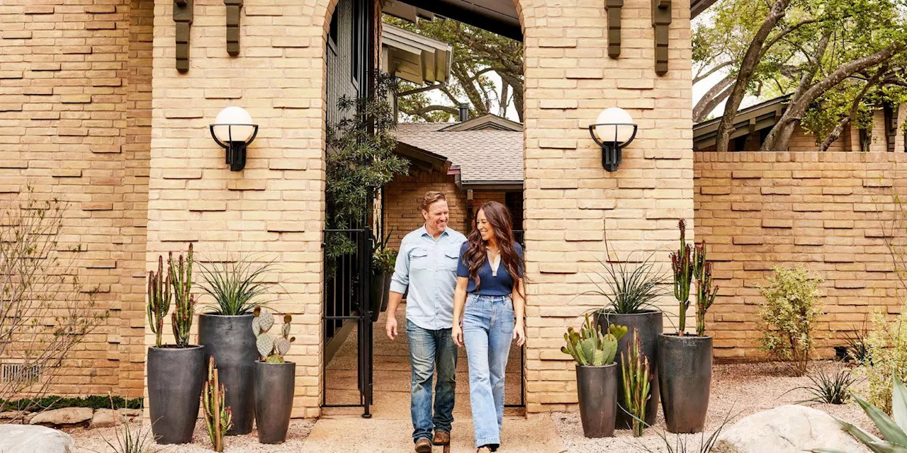 Do Chip & Joanna Gaines Still Own the Lakehouse From the 'Fixer Upper' Spin-Off?