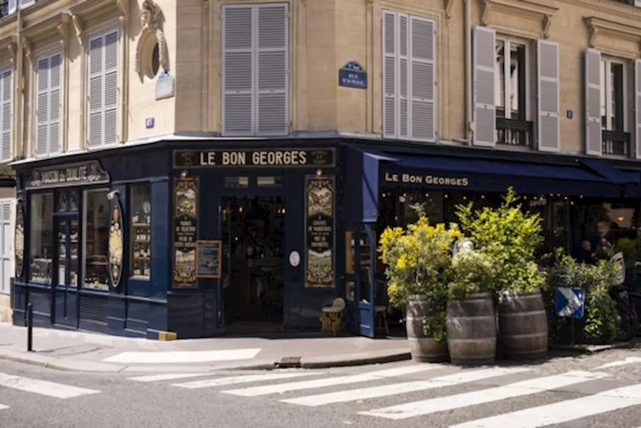 Bistro Le Bon Georges in Parijs: compleet met krijtbord en een bijbel van een wijnkaart