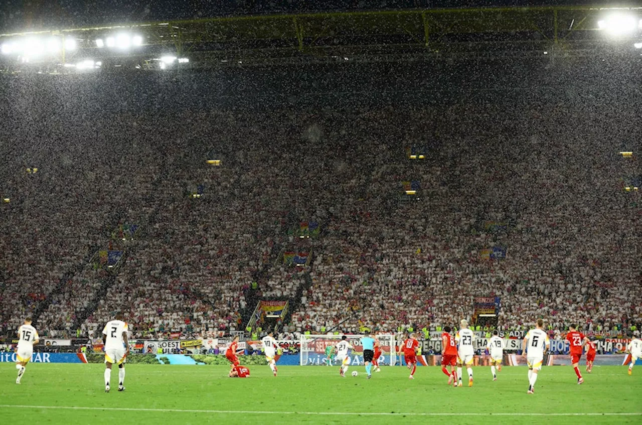 Blitz, Donner und Regen: Deutsches EM-Achtelfinale unterbrochen