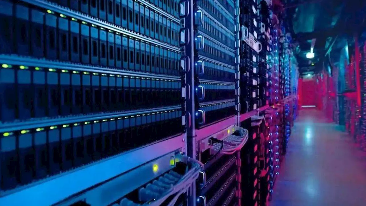 चालू वित्त वर्ष में 1,800 मेगावाट हो जाएगी Data Centre क्षमता, 2028 तक सबसे ज्यादा डेटा खपत वाला देश होगा भारत