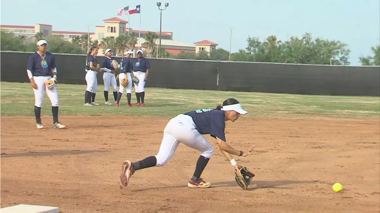 Corpus Christi native Rock Benavides inspiring young softball players with dreams of going pro