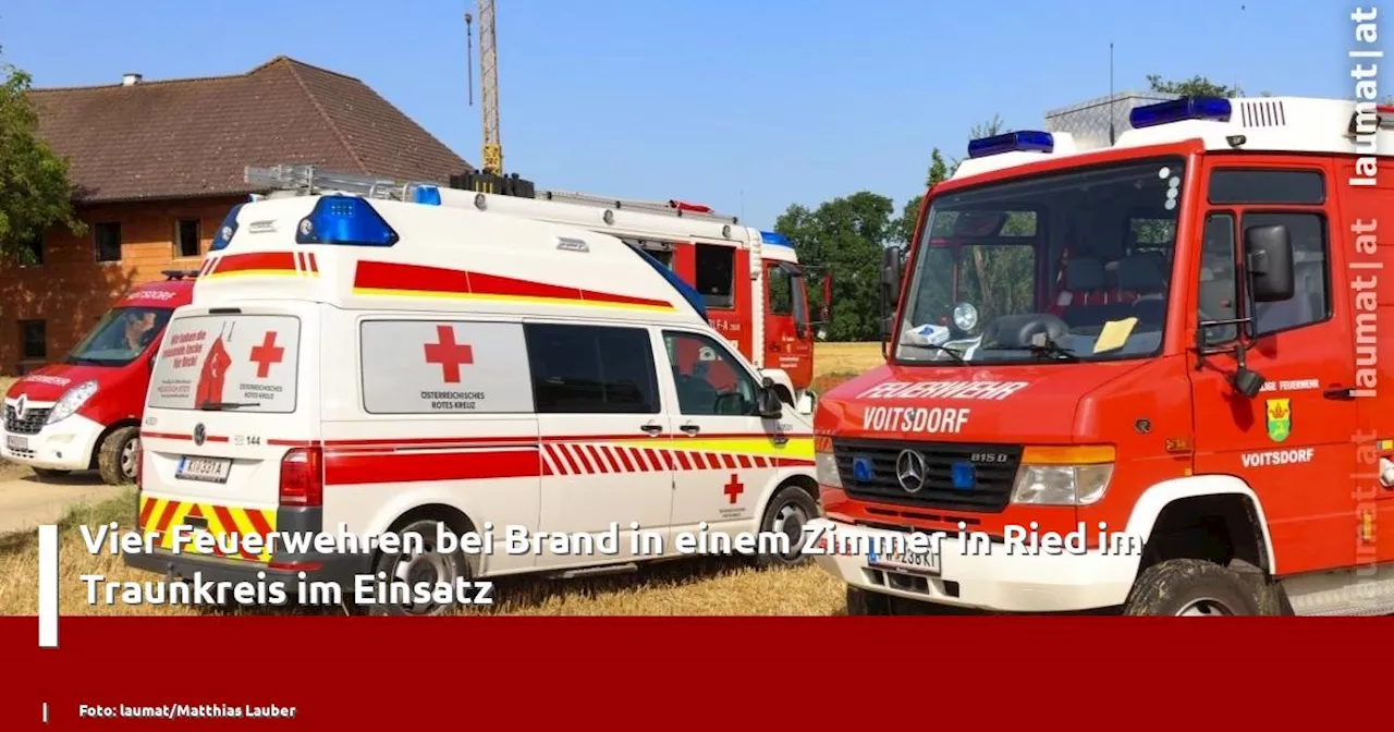 Vier Feuerwehren bei Brand in einem Zimmer in Ried im Traunkreis im Einsatz