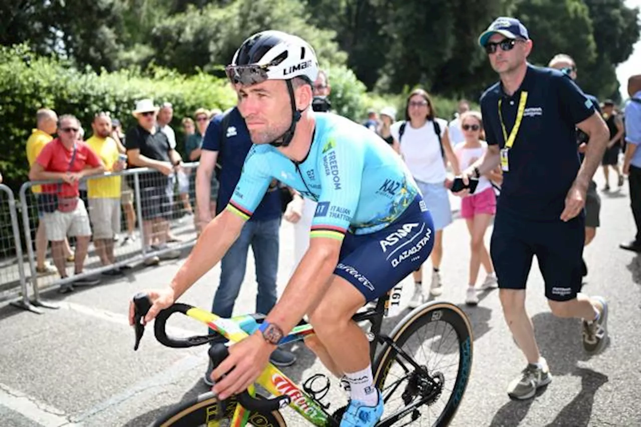 Mark Cavendish (Astana) en grande difficulté lors de la première étape du Tour de France