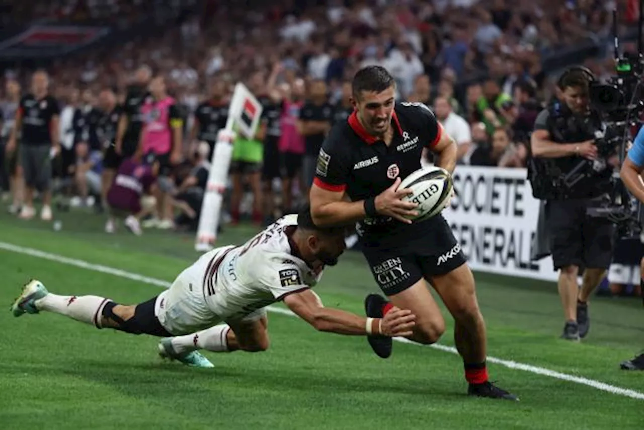 Thomas Ramos lors de la célébration du doublé à Toulouse : « Une ville qui vit rugby »