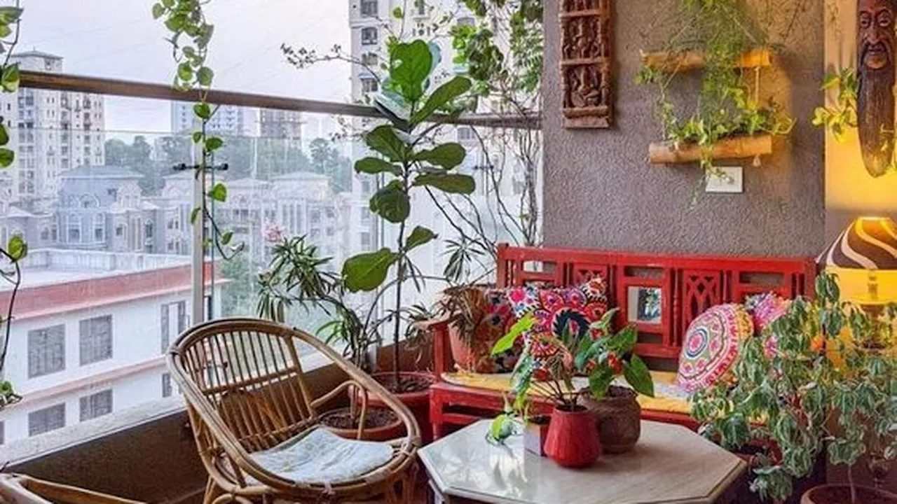 10 Desain Balkon Rumah Terbuka, Cocok Jadi Inspirasi Tempat Bersantai Keluarga