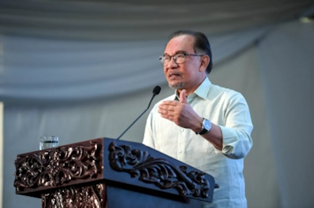 PM Anwar: Consider environmental, cultural aspects in new hi-tech development