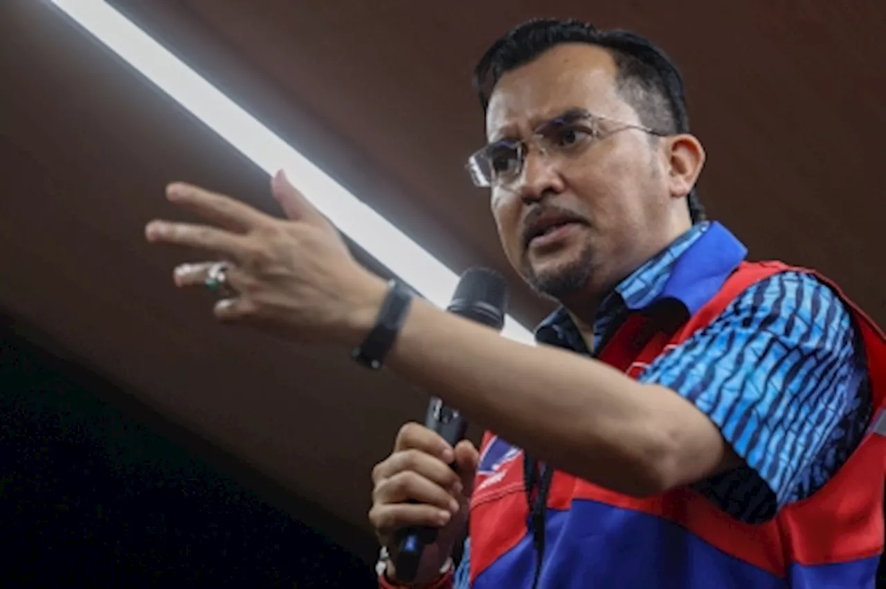 Umno sec-gen: Unity govt protects, not neglect the position of Islam