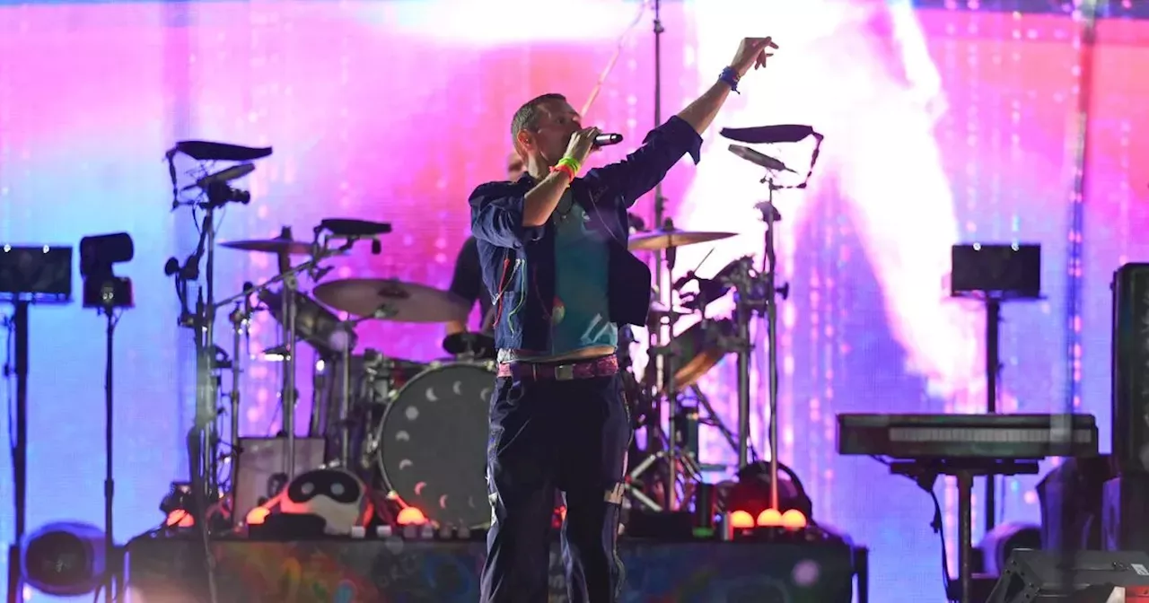 Glastonbury fans compare Coldplay set to ITV show as they are left confused