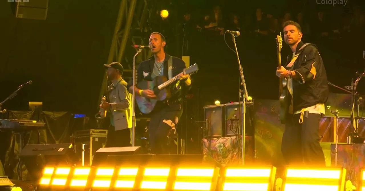 Glastonbury fans distracted by Coldplay performance as they 'need to explain'