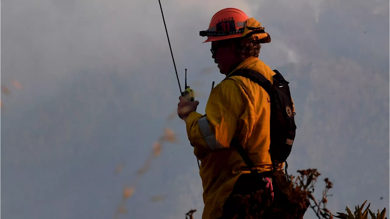 Brush fire grows to 150 acres in Moreno Valley on hot weekend