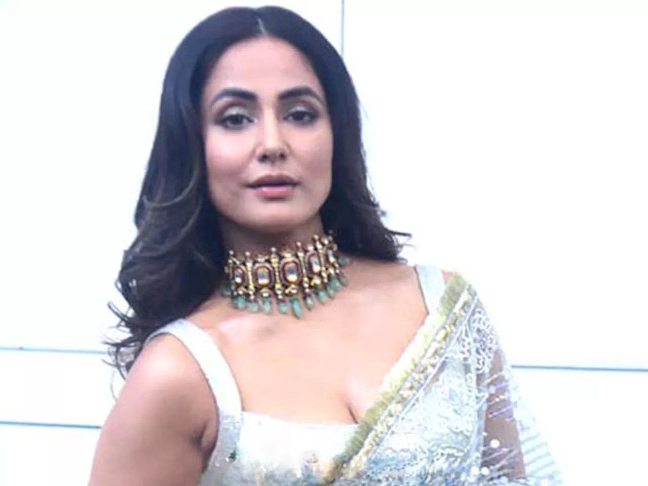 Breast Cancer से जूझ रही TV Actress Hina Khan ने दी Health Update, Fans से की अपील