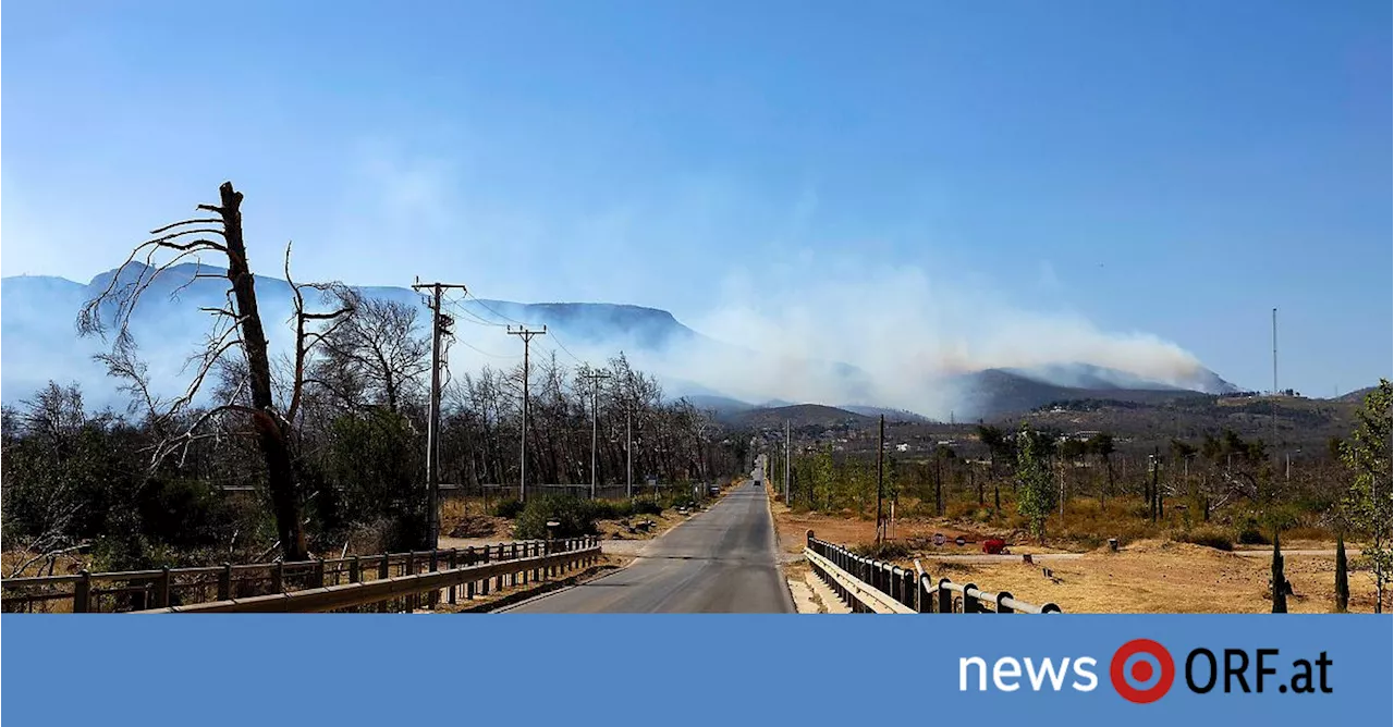 Anhaltende Gefahr: Dutzende Waldbrände in Griechenland