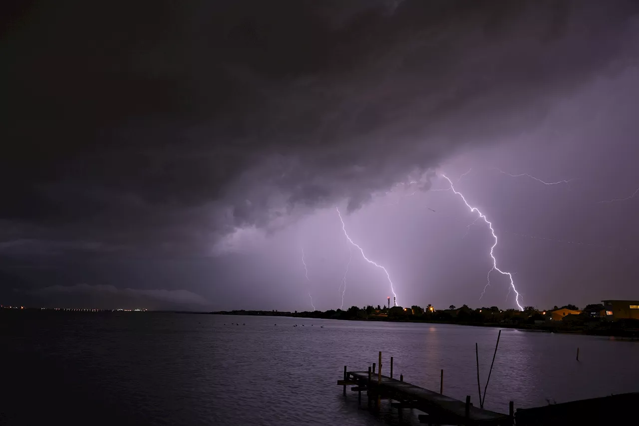 Météo en France : 31 départements placés en vigilance orange orages