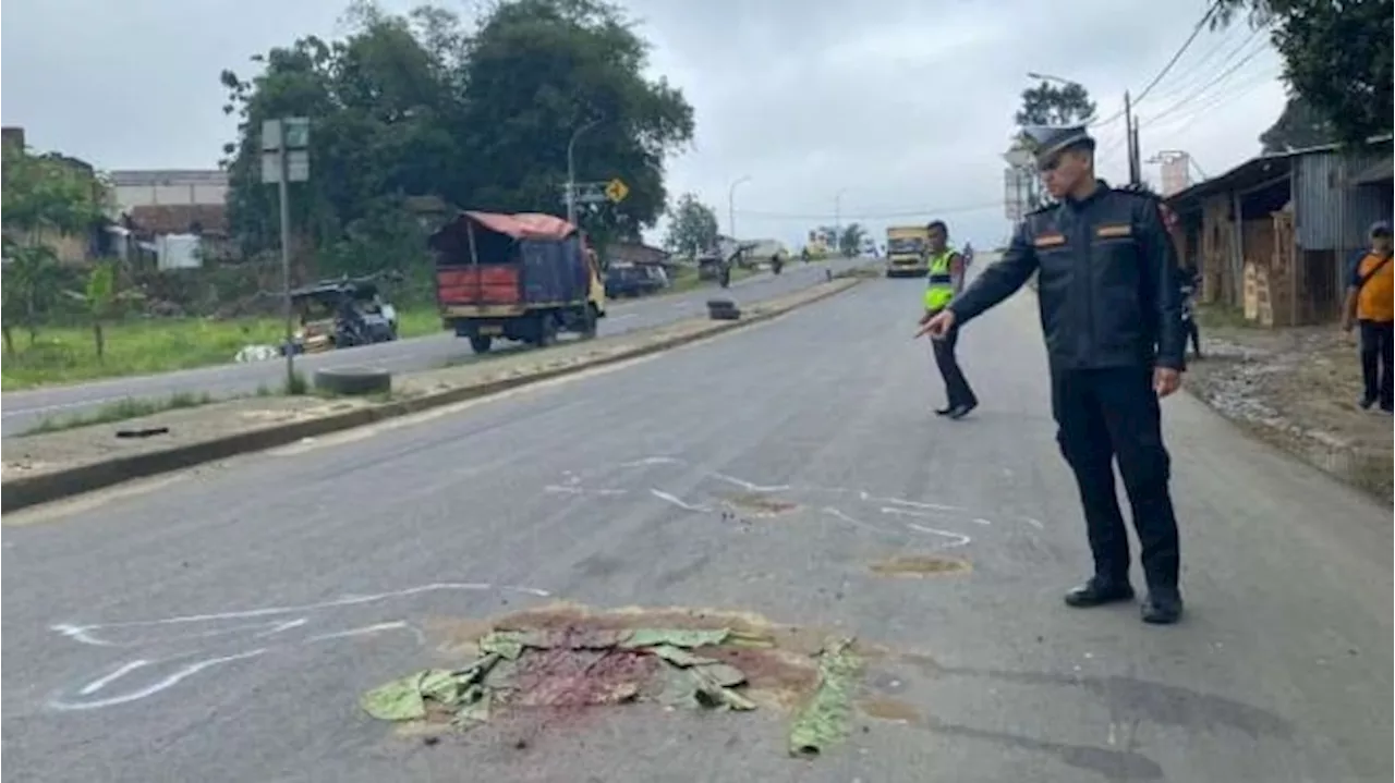 Dua Personel Drum Band Tewas Seketika akibat Terserempet Bus di Sukabumi