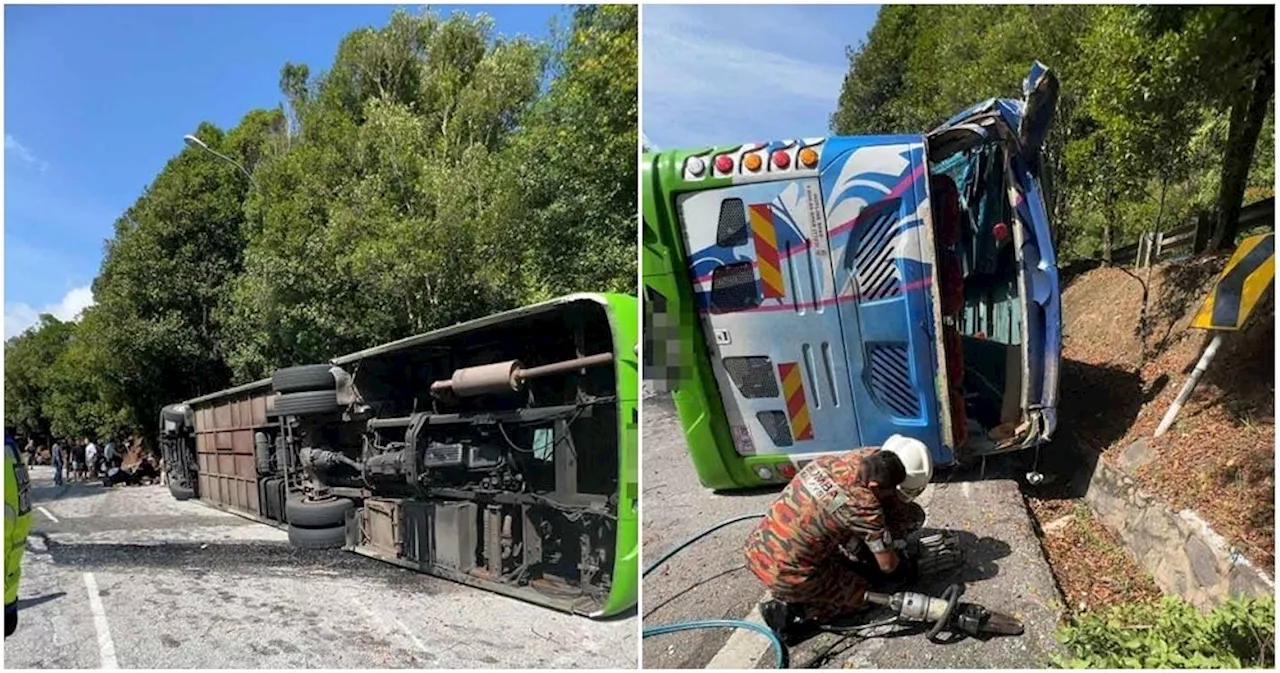 JUST IN: Tour Bus Going Down From Genting Crashes, 2 Tourists From China Dead, 19 Rescued