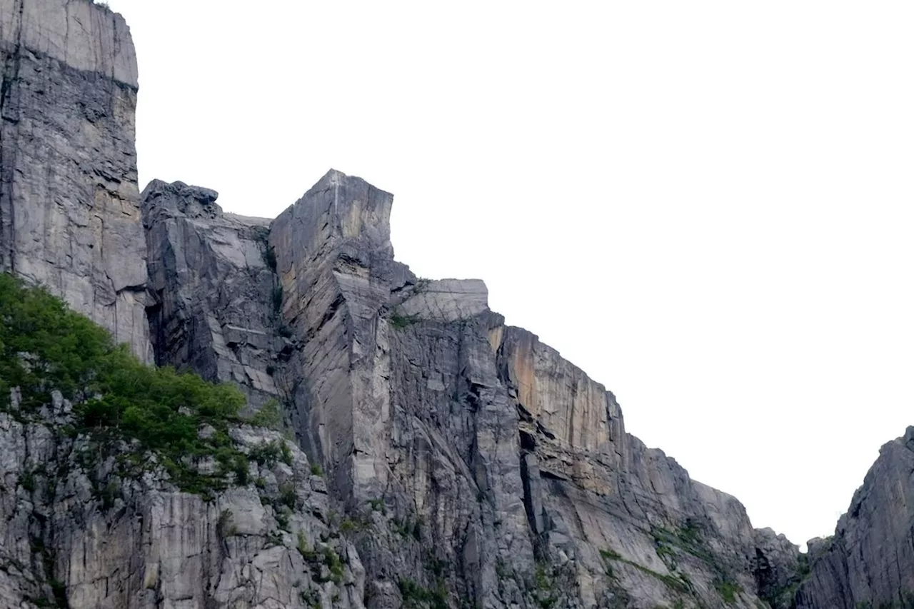 En person funnet omkommet etter fall ved Preikestolen