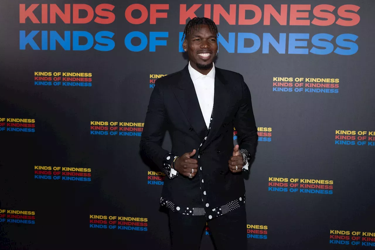 Paul Pogba Et Sa Femme, Sculpturale, Ultra Lookés Sur Le Tapis Rouge 