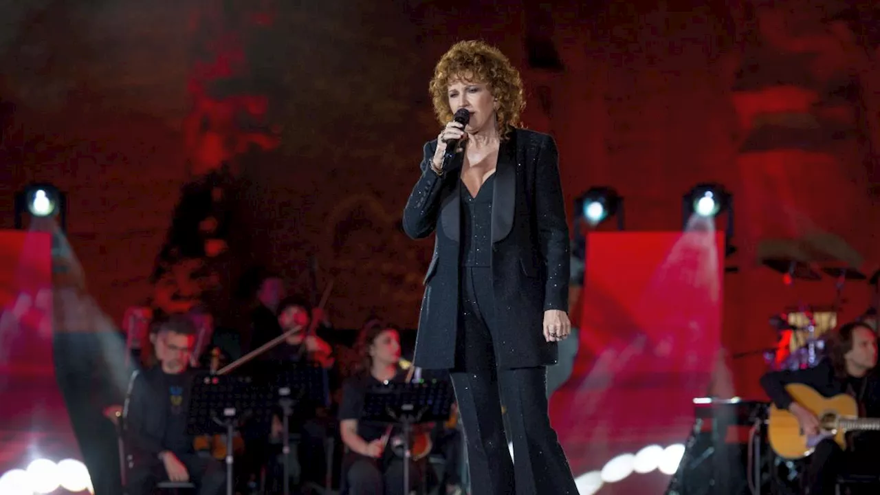 Fiorella Mannoia & friends, festa per i 70 anni. Sul palco anche Claudio Baglioni, Ligabue, Giorgia