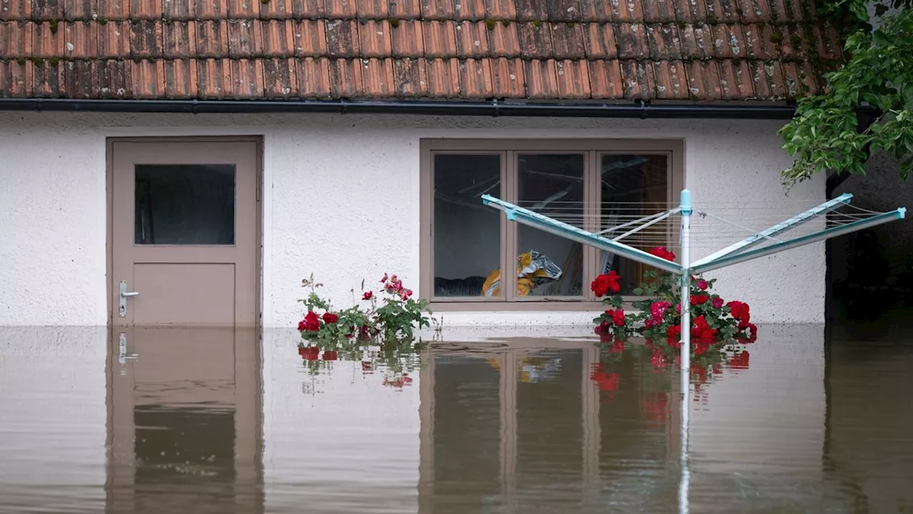 Starkregen und Hochwasser: Wer dringend eine Versicherung gegen Elementarschäden braucht