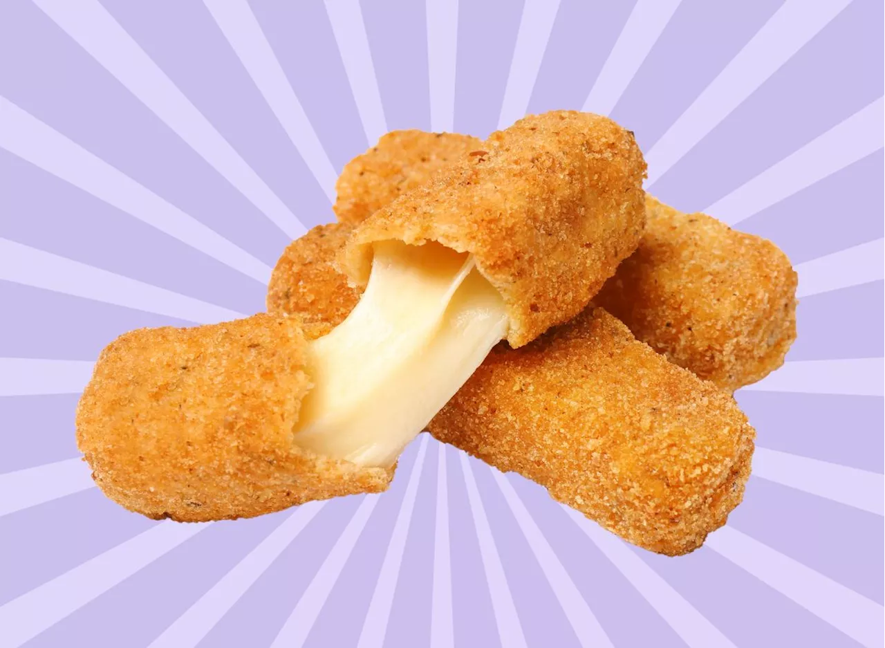 I Tried 6 Fast-Food Mozzarella Sticks & the Best Was Gooey and Delicious