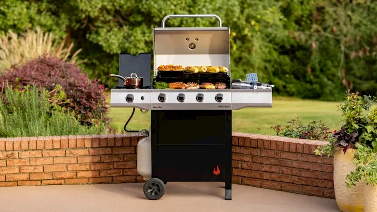 Wayfair’s Father’s Day 2024 Grill Sale: The Best Grills to Gift Dad From Cuisinart, Weber and More