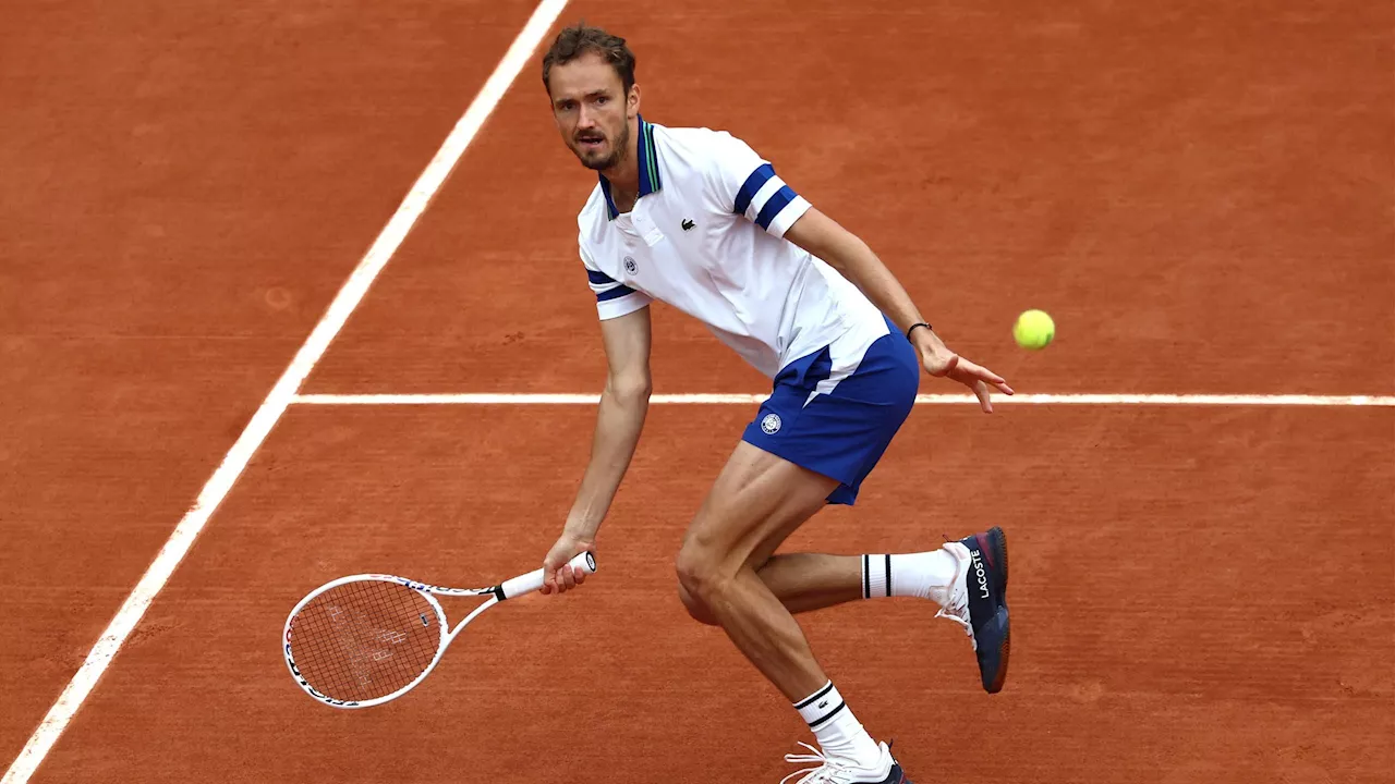 8e de finale | Alex De Minaur sort Daniil Medvedev en 4 sets et file en quart