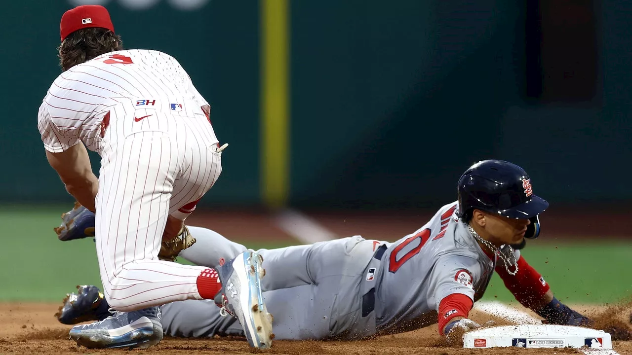 Gorman homers, drives in winner in 10th to lead Cardinals past Phillies 5-4