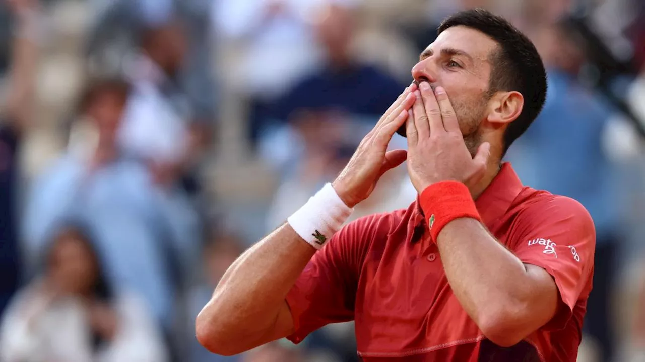 Nole, è allarme: 'Non so se riuscirò a giocare i quarti, lo spero'. Se non ce la fa Sinner N.1