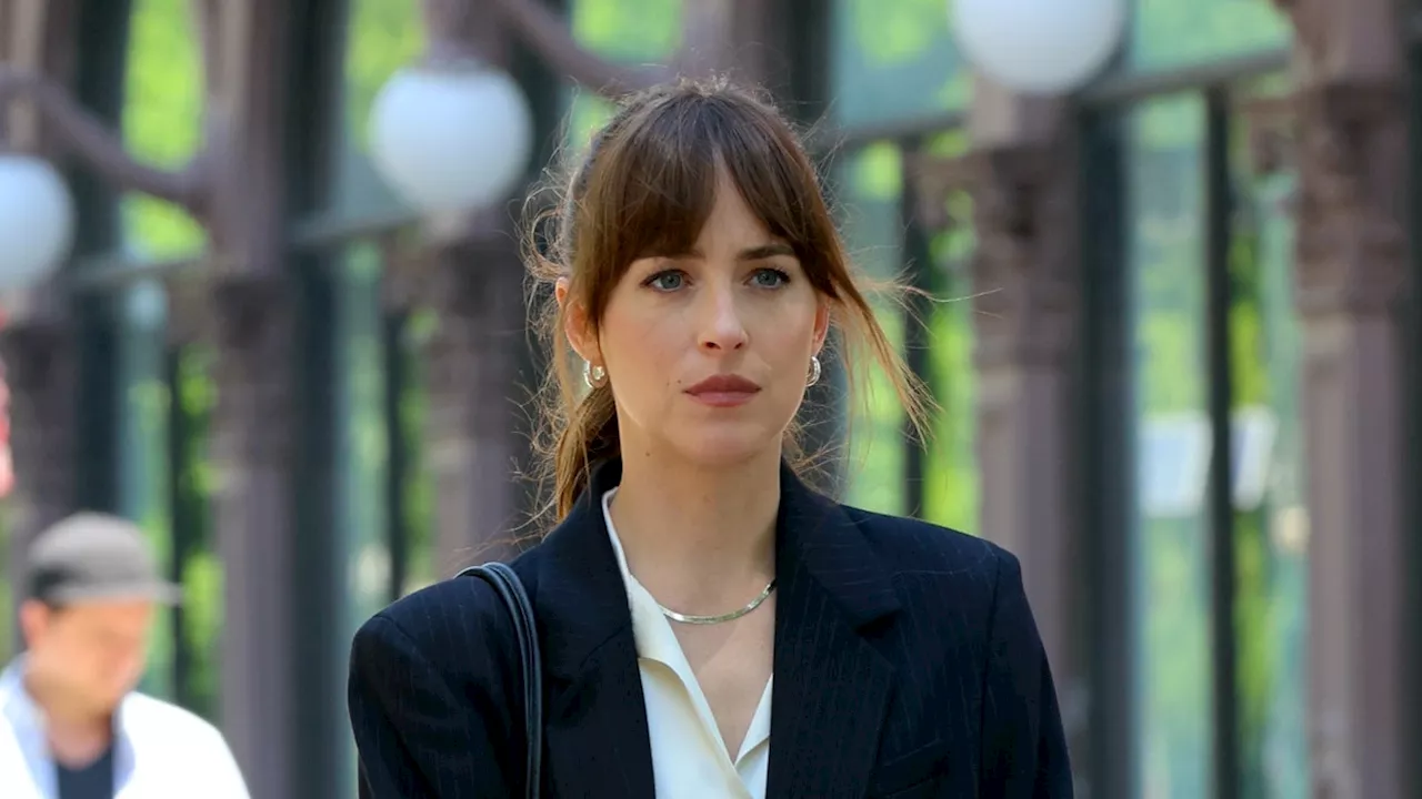 Dakota Johnson Just Showed Another Way to Break This Infamous Fashion ‘Rule’