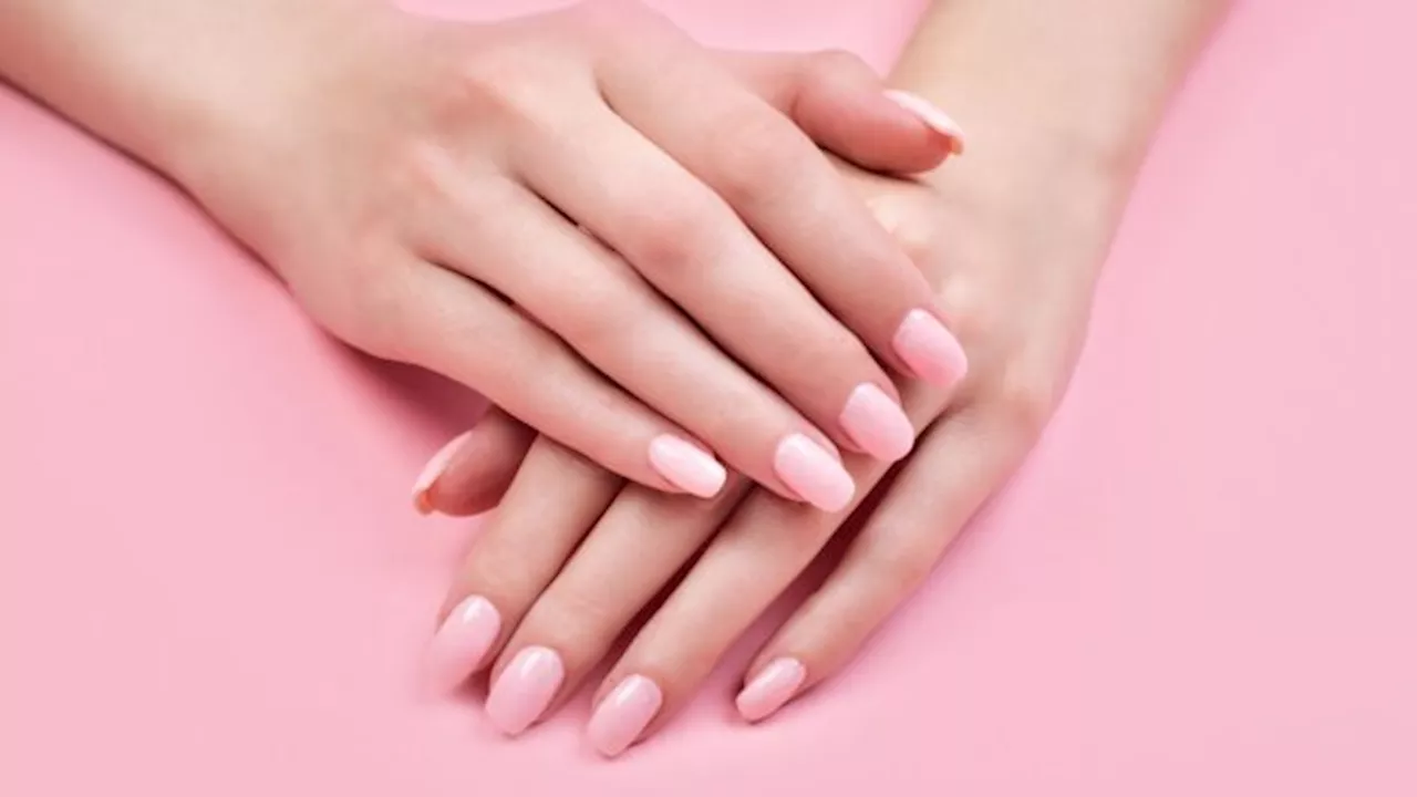 Unghie rosa pastello: le nail art nella nuance più elegante