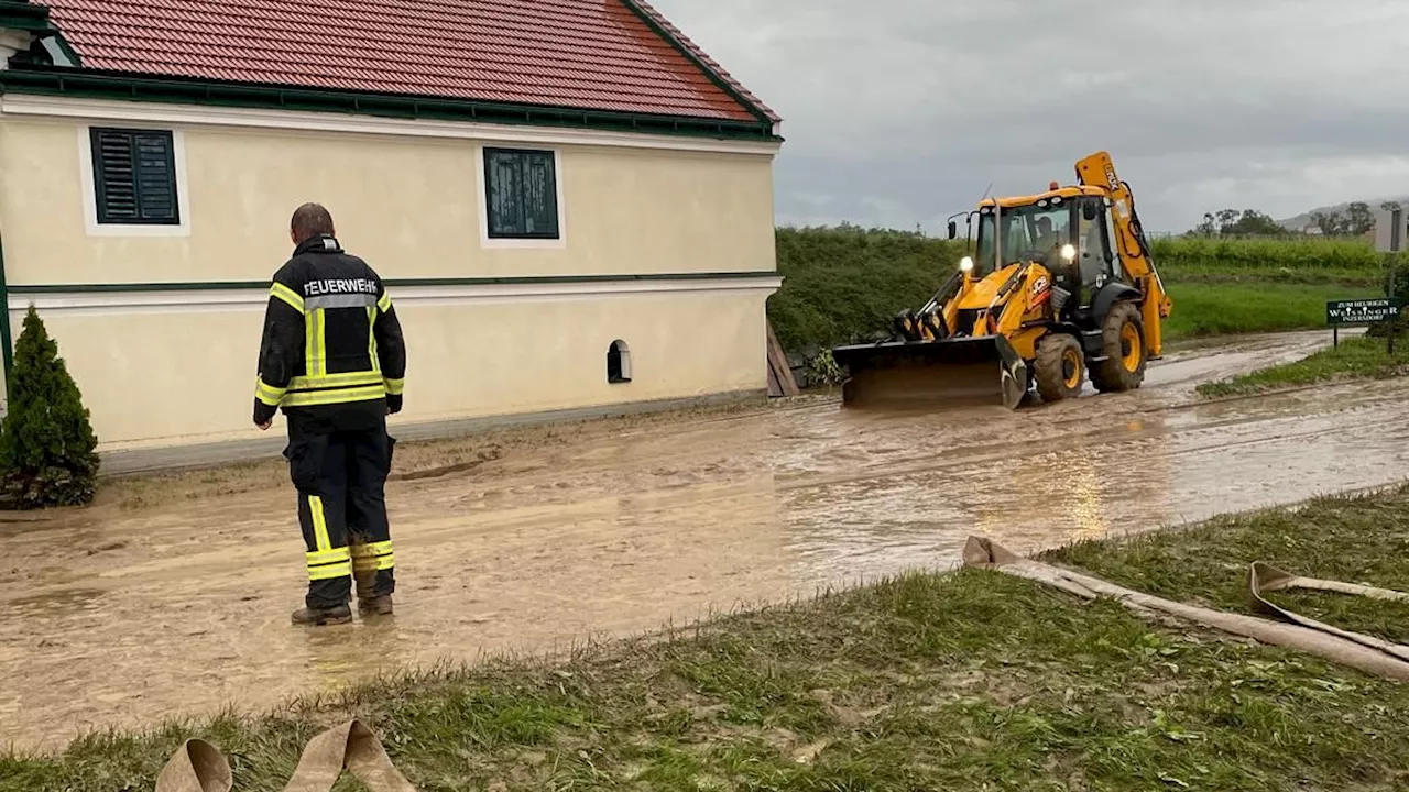 Heftige Regengüsse – Straßen und Keller in NÖ geflutet