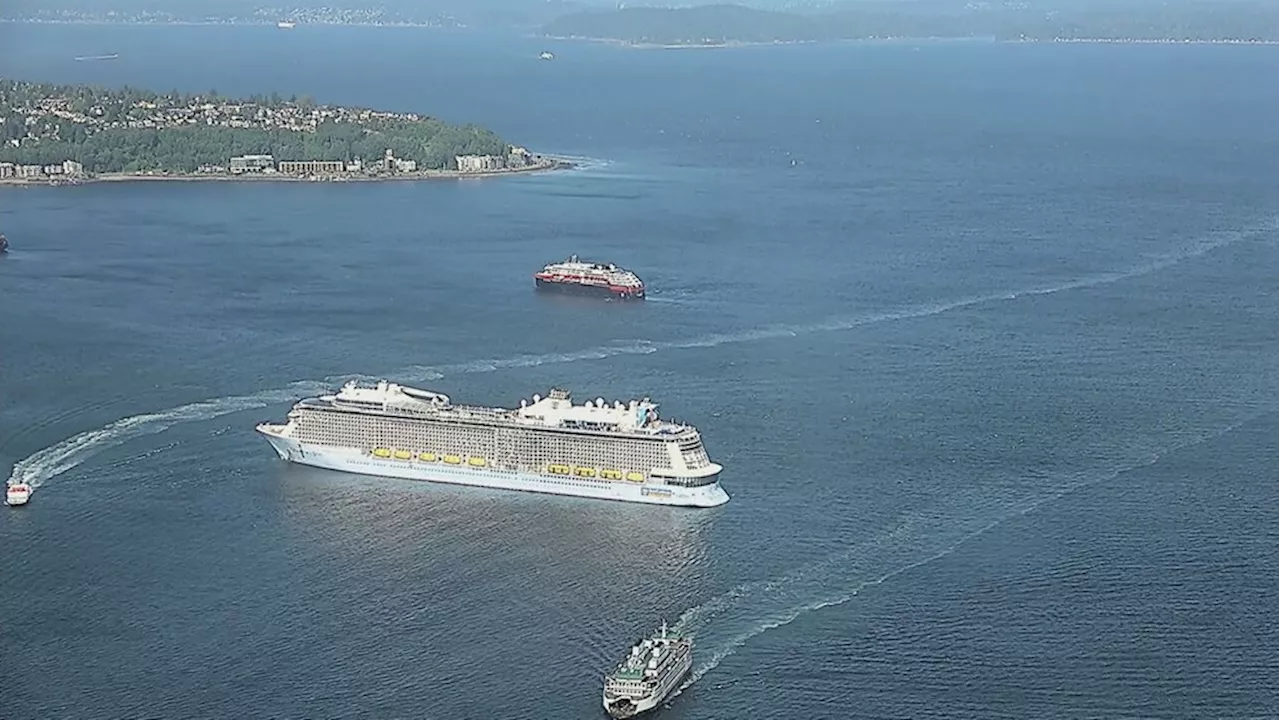 High winds strand 2 cruise ships in Elliott Bay