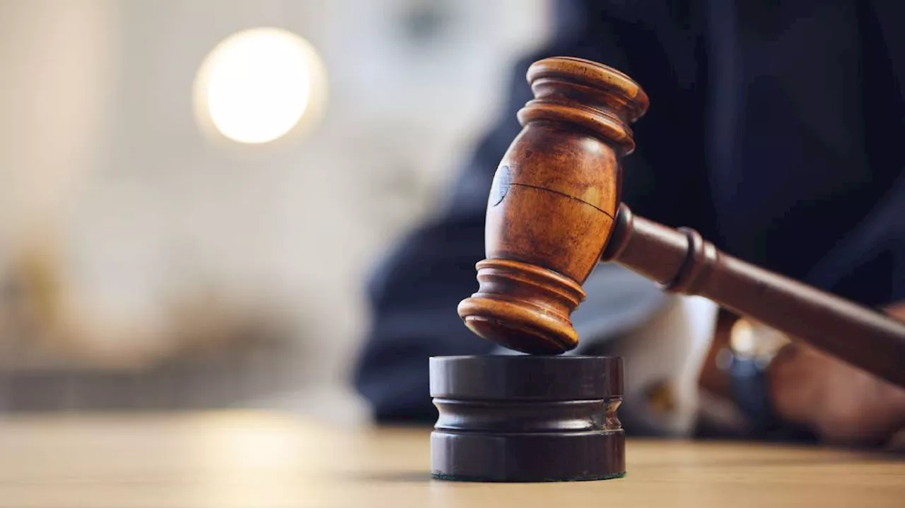 Minn. fraud trial juror reports getting bag of $120K and promise of more if she'll acquit
