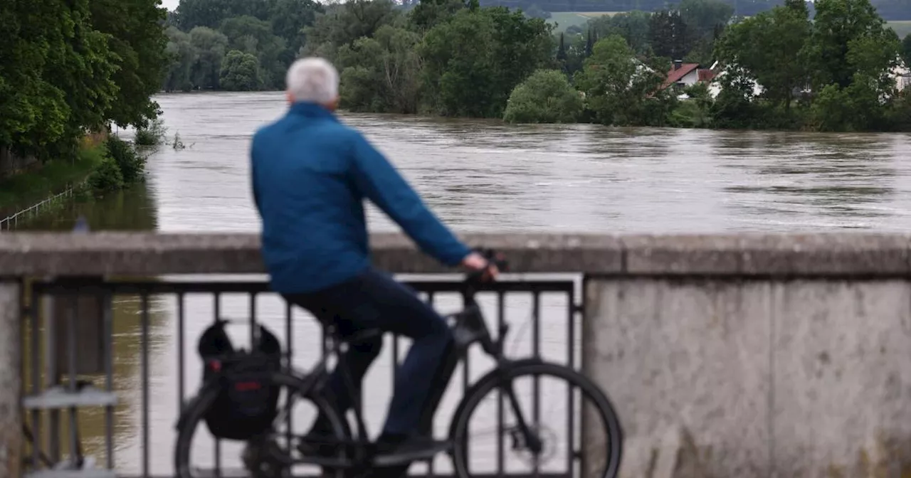 Hohe Pegelstände an Inn und Donau: 2. Welle in der Nacht erwartet