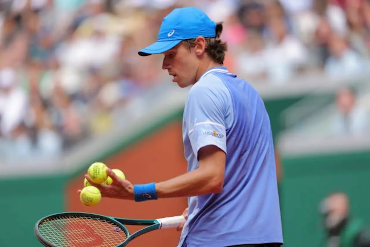 Alex de Minaur fait craquer Daniil Medvedev et rejoint les quarts de finale à Roland-Garros