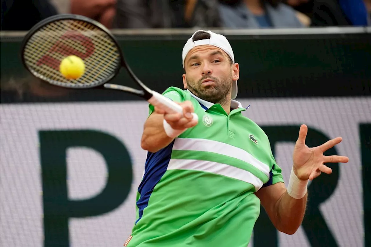 Dimitrov takes Sinner, Alcaraz tussles Tsitsipas in French Open quarters