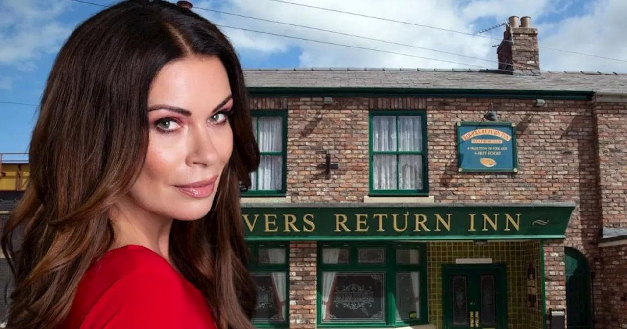 Coronation Street star breaks silence on Carla romance rumours