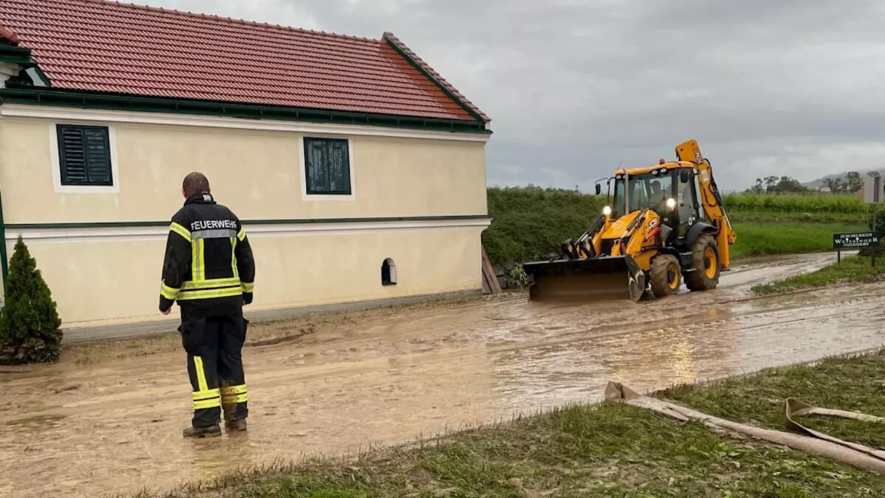 Unwetter halten die Feuerwehren im Bezirk St. Pölten auf Trab