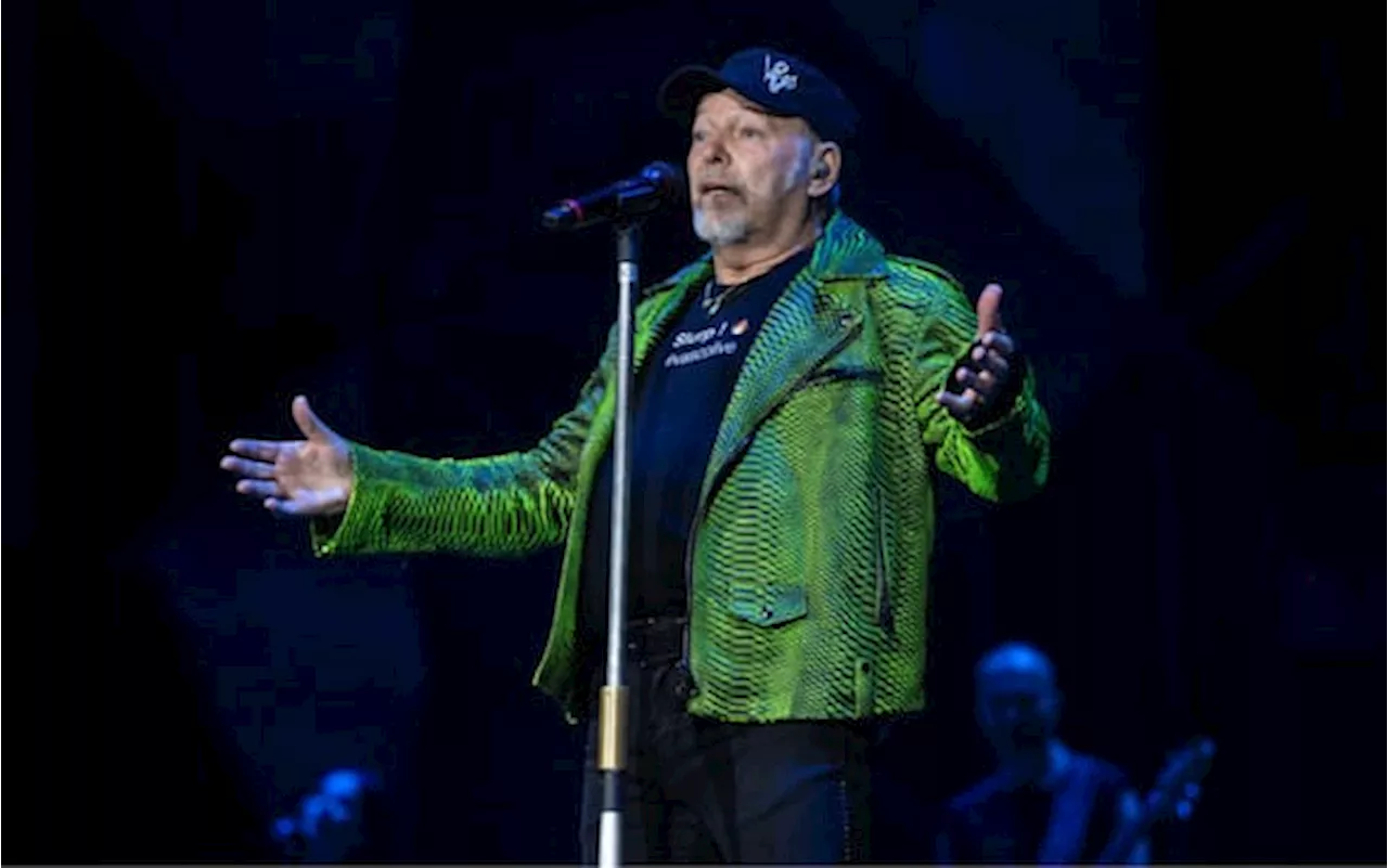 Vasco Rossi ha iniziato il tour 2024 a Bibione, la scaletta del concerto