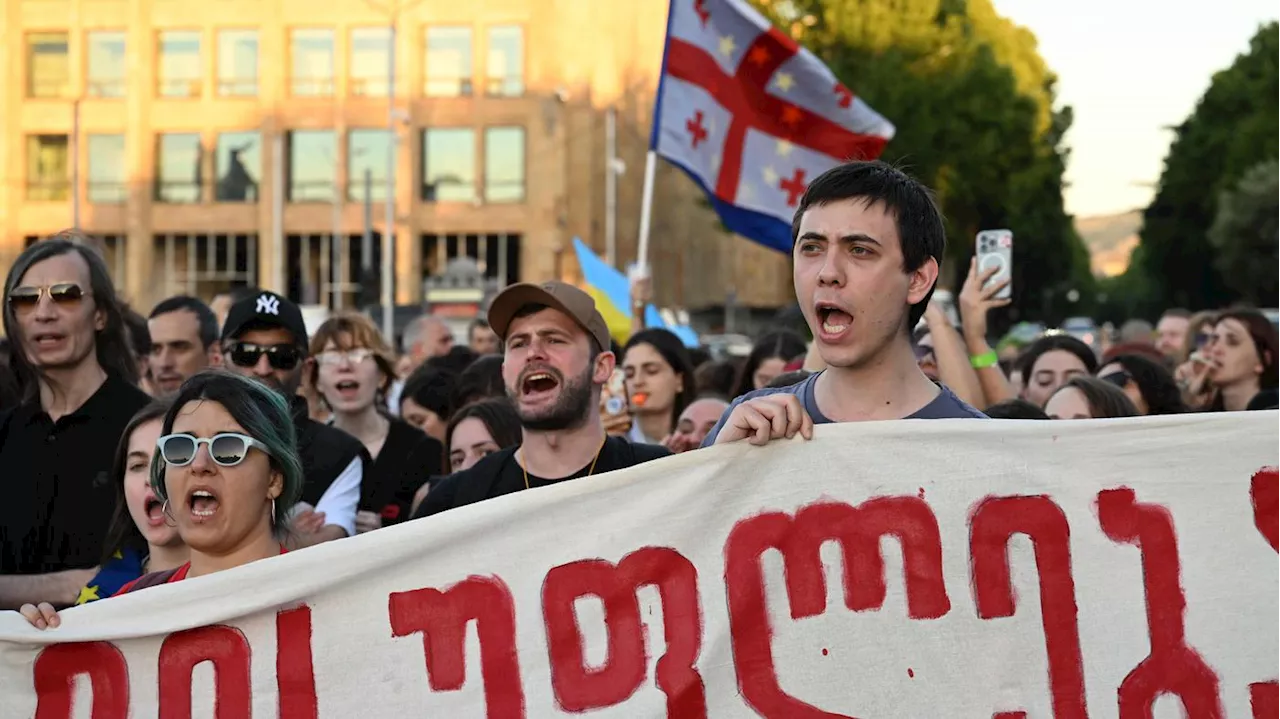 Nach EU-Intervention: Georgien setzt „Agentengesetz“ in Kraft